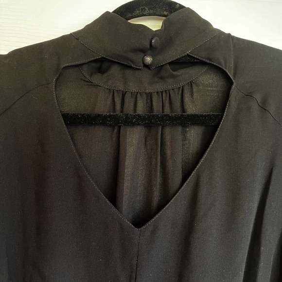 1.STATE Women's Black Crop Sheer Sleeve Blouse Size M NWOT - Picture 11 of 12